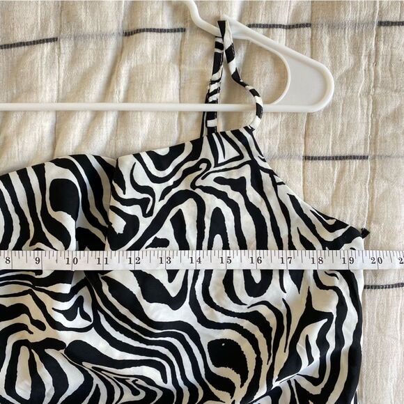 Milk & Honey Animal Print Zebra Cowl Neck Tank Top Ajustable Straps Size XL NWT - Picture 7 of 8